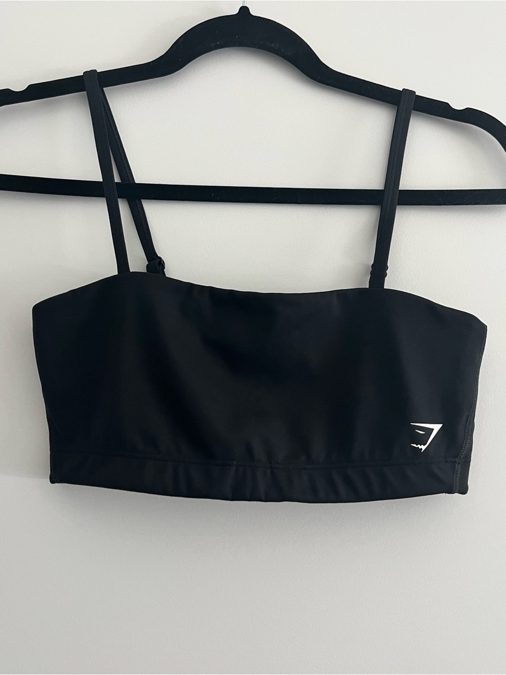 Gymshark Black Bandeau-Style Sports Bra with Thin Straps
